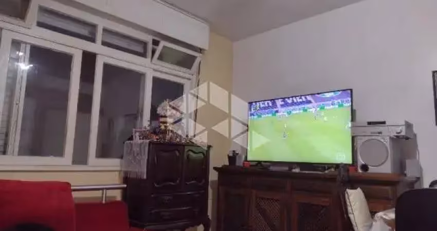 Apartamento de 96 m², 3 dormitórios, living para 2 ambientes.