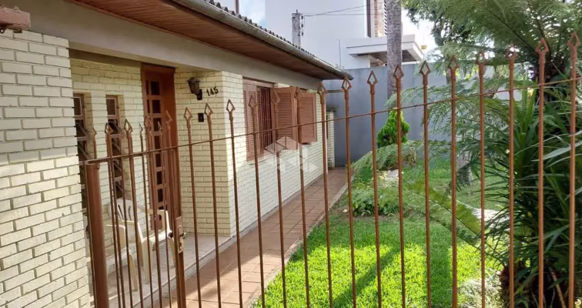 Casa com 4 quartos à venda na Getúlio Vargas, 145, Cidade Alta, Bento Gonçalves