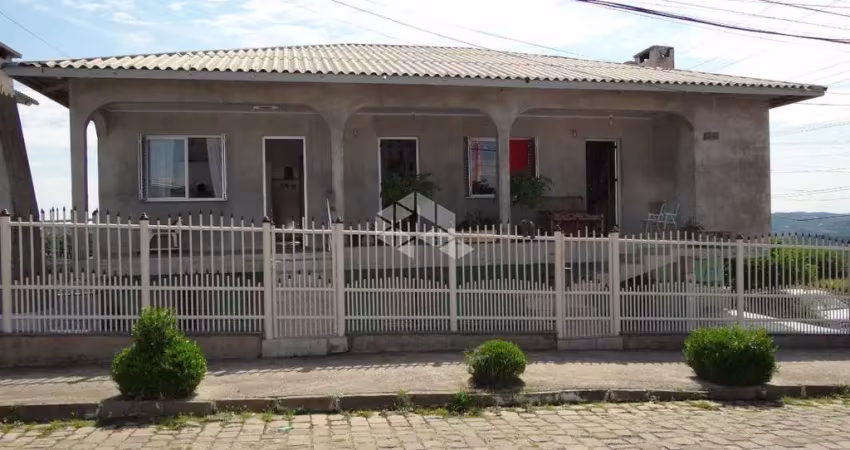 Casa com 10 quartos à venda na Pedro Baptista Menegotto, 1127, Fátima, Bento Gonçalves