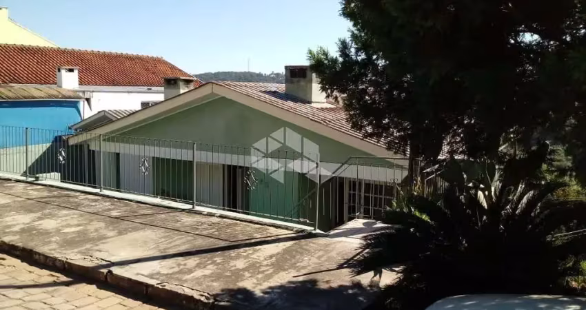Casa com 6 quartos à venda na Noely Clemente de Rossi, 625, Santa Helena, Bento Gonçalves