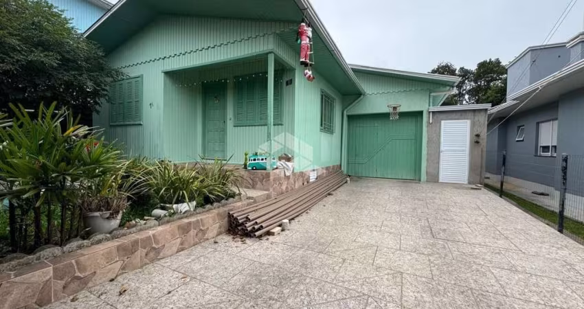 CASA MISTA 03 DORMITÓRIOS