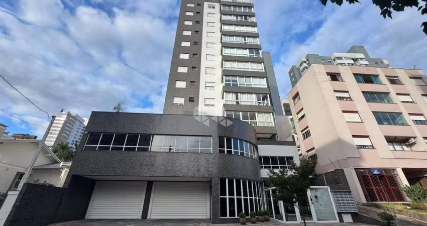 APARTAMENTO COM ÓTIMA LOCALIZAÇÃO