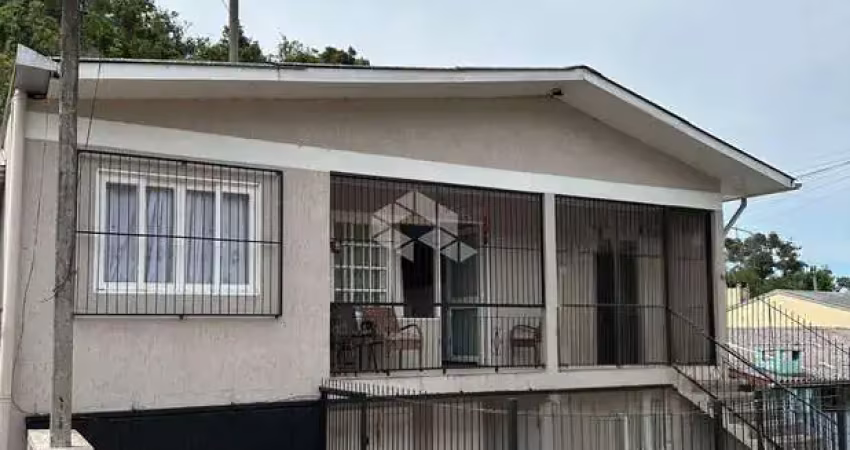 Casa com 5 quartos à venda na Elias Tadeu DallOnder, 163, Fátima, Bento Gonçalves
