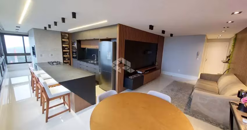 Apartamento mobiliado e decorado, 02 dorm., 87 m² privativos em localização nobre