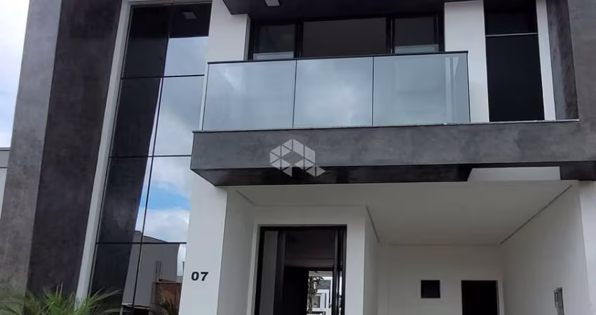 CASA DE 3 DORMITÓRIOS C/01 SUITE EM CONDOMINIO FECHADO