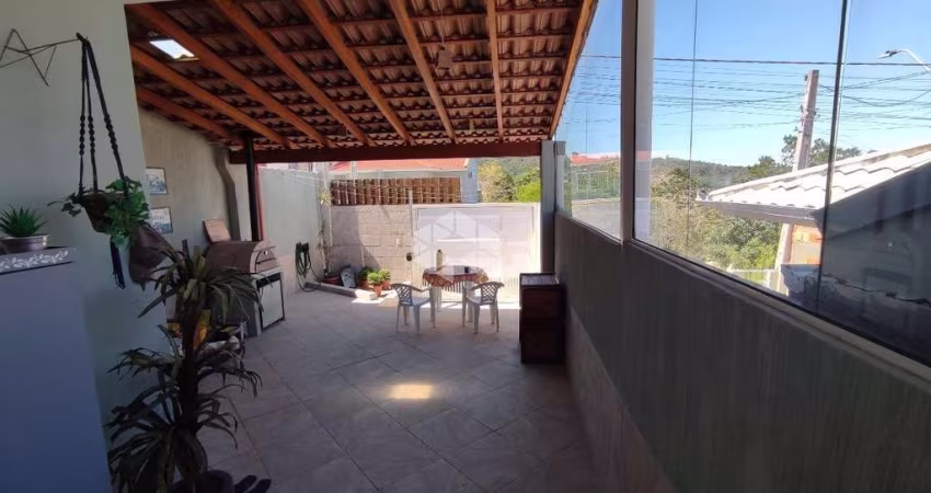 Casa com 2 quartos/dormitórios no bairro Bela Vista, em Palhoça- SC
