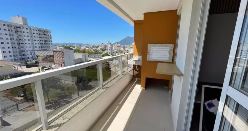 Apartamento com 3 quartos/dormitórios no bairro Pagani, em Palhoça- SC