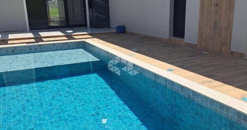 Casa com 3 quartos/dormitórios no bairro Pedra Branca, em Palhoça- SC