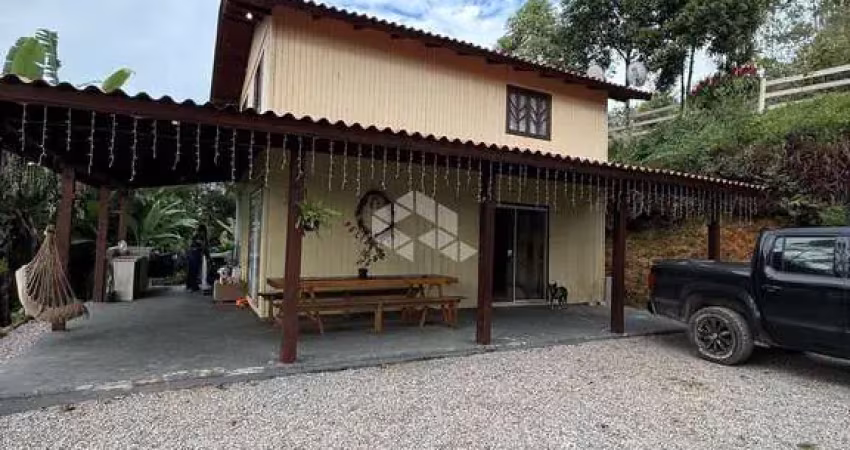Casa com 3 quartos/dormitórios no bairro varginha, em santo amaro da imperatriz- sc
