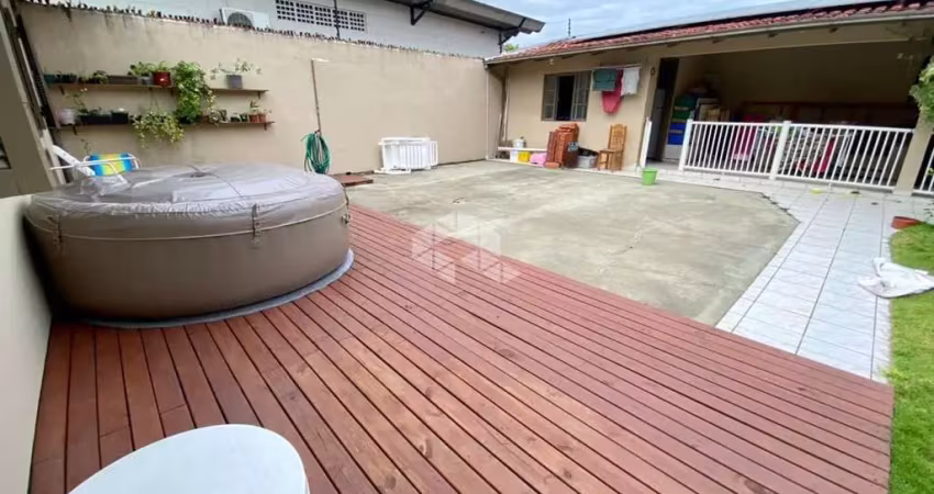 Casa com 3 quartos/dormitórios no bairro areias, em são josé- sc