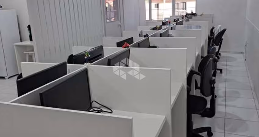 Sala Comercial mobiliada no bairro Rio Caveiras, em Biguaçu- SC