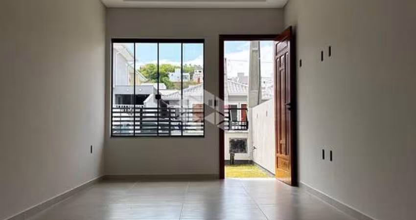 Casa com 2 suítes no bairro Potecas, em São José- SC