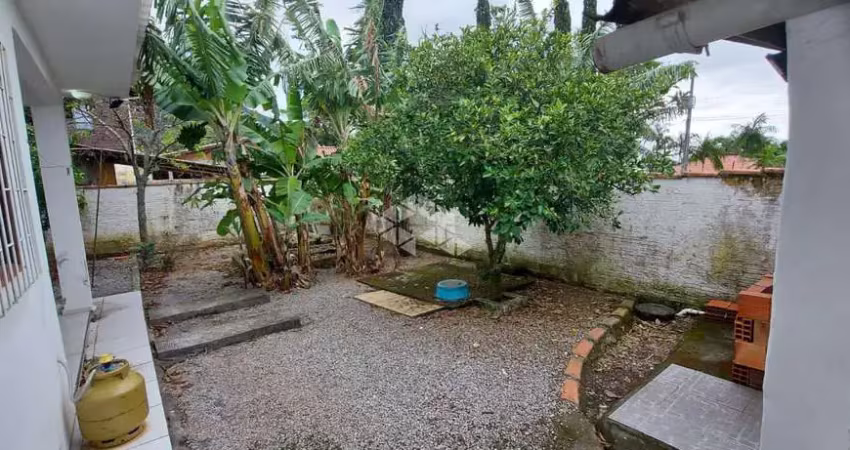 Casa com 2 quartos/dormitórios no bairro praia de fora, em palhoça- sc