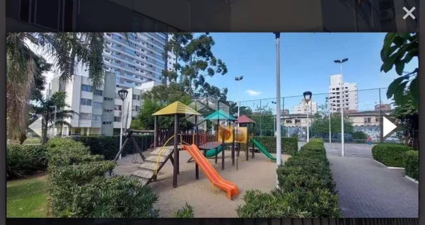 Apartamento com 3 quartos/dormitórios no bairro Floresta, em São José- SC