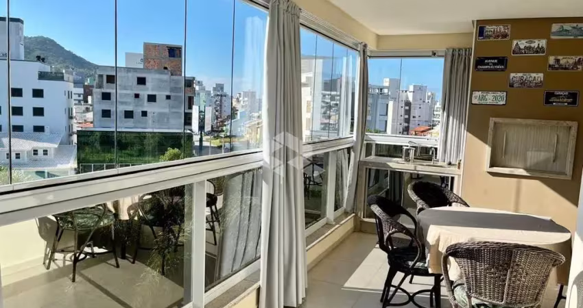 Apartamento com 2 suítes no bairro Praia de Palmas, em Governador Celso Ramos- SC
