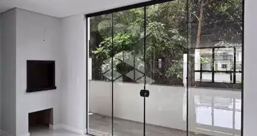 Sobrado com 3 quartos/dormitórios no bairro forquilhas, em são josé- sc