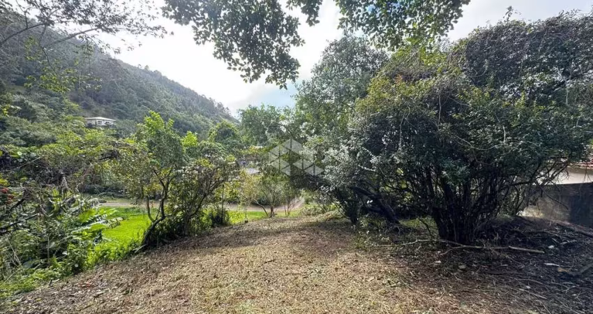 Terreno à venda na Luíza Maria da Conceição, 11, Calheiros, Governador Celso Ramos