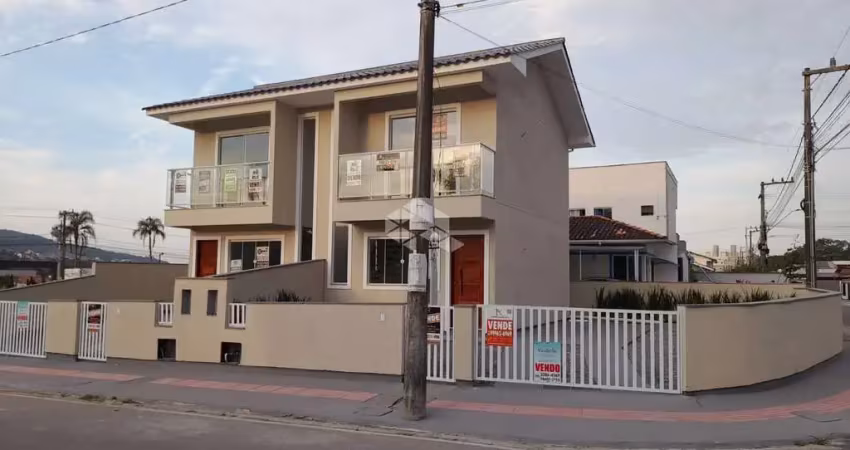 Sobrado com 2 quartos/dormitórios no bairro bela vista, em palhoça - sc