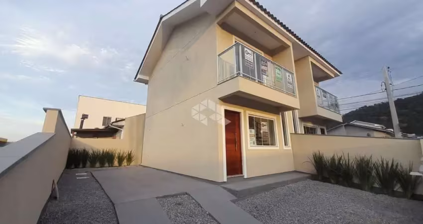 Sobrado com 2 quartos/dormitórios no bairro bela vista, em palhoça - sc