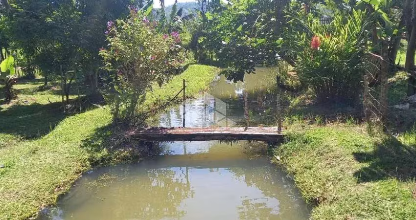 Chácara / sítio com 3 quartos à venda na Geral Da Fazenda, 1, Três Riachos, Biguaçu