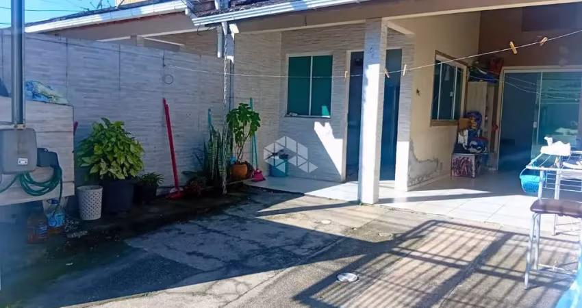 Casa com 2 quartos/dormitórios no bairro forquilhas, em são josé - sc