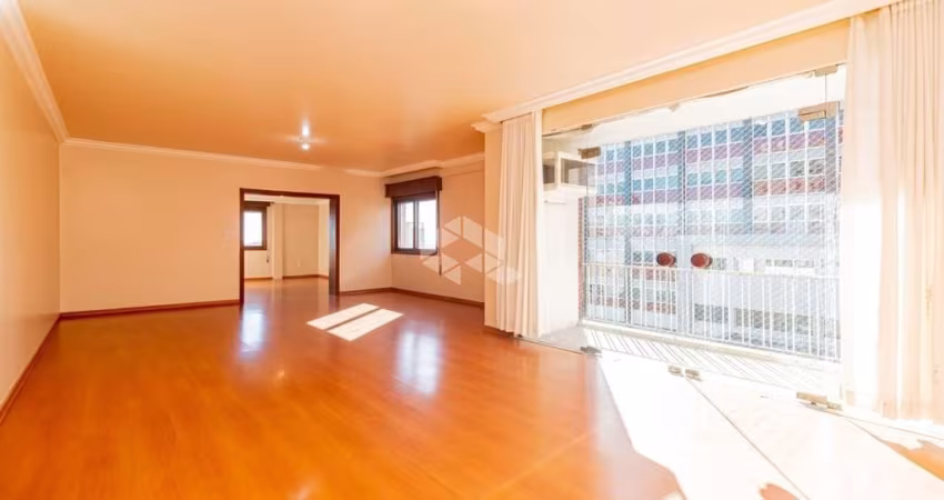 Apartamento 4 dormitórios com box no Moinhos de Ventos