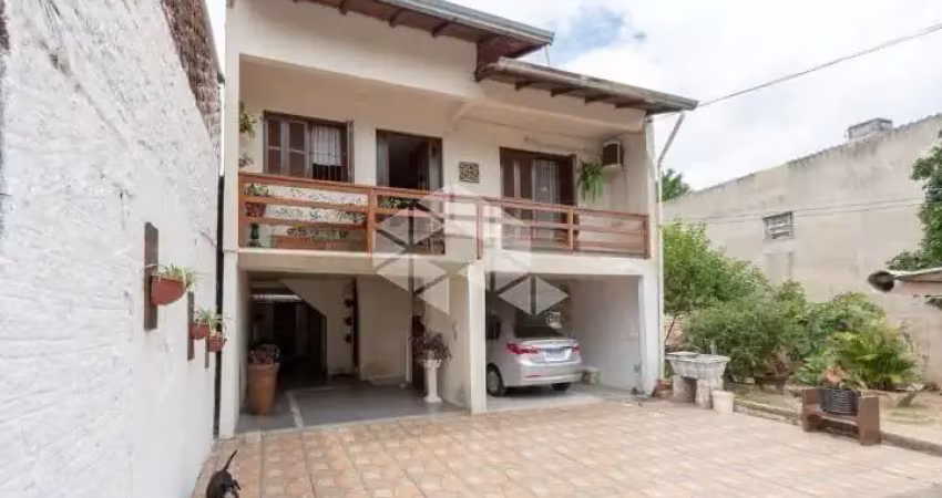 Casa exclusiva com duas construções - conforto e praticidade!