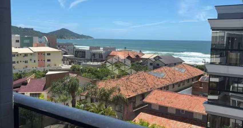 Cobertura Duplex com vista parcial do Mar