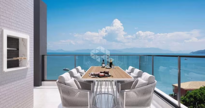 Apartamento com dois quartos a 100 metros da praia  do Canto Grande em Bombinhas SC