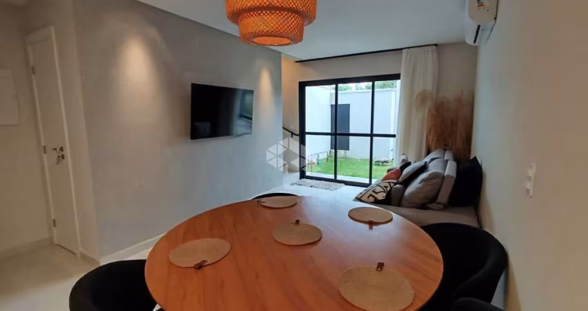 Casa sobrado com duas suites mobiliado no canto Grande em Bombinhas SC