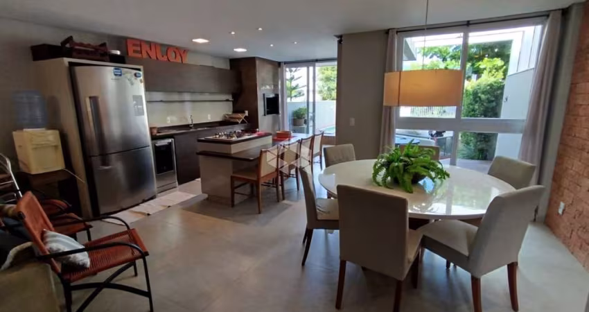 Casa sobrado com piscina