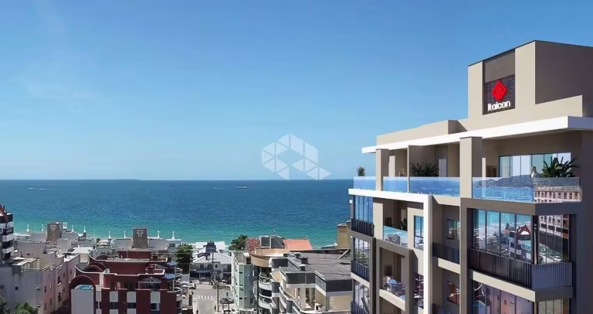 Apartamento á 70 metros do Mar em Bombas.