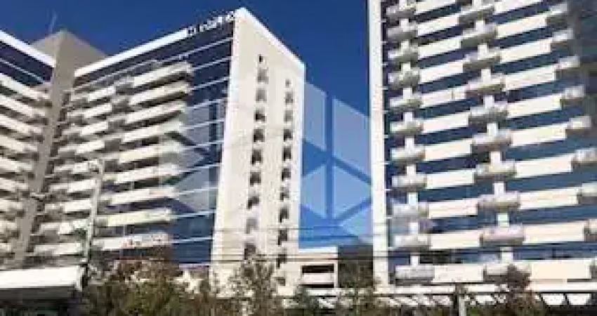 Sala ampla andar alto de frente vista perene medplex santana!!