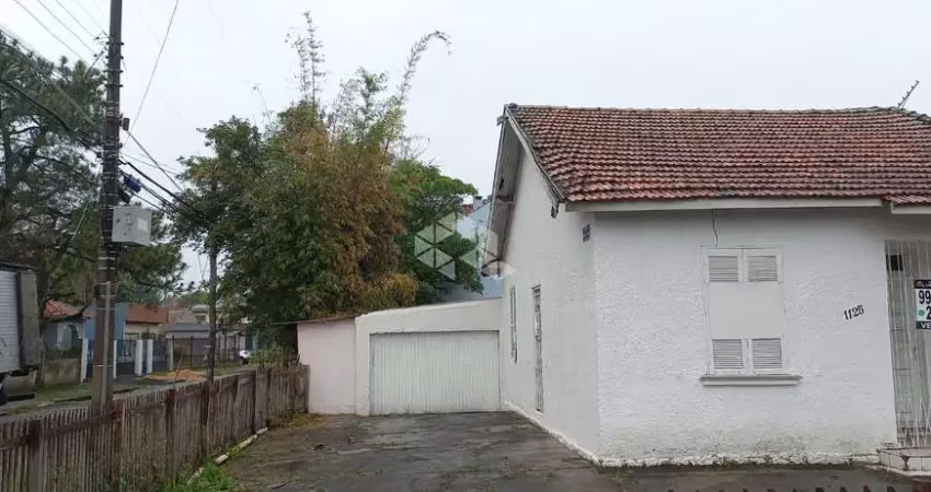 Casa com 4 dormitórios com 395,21m²  bairro passo da areia