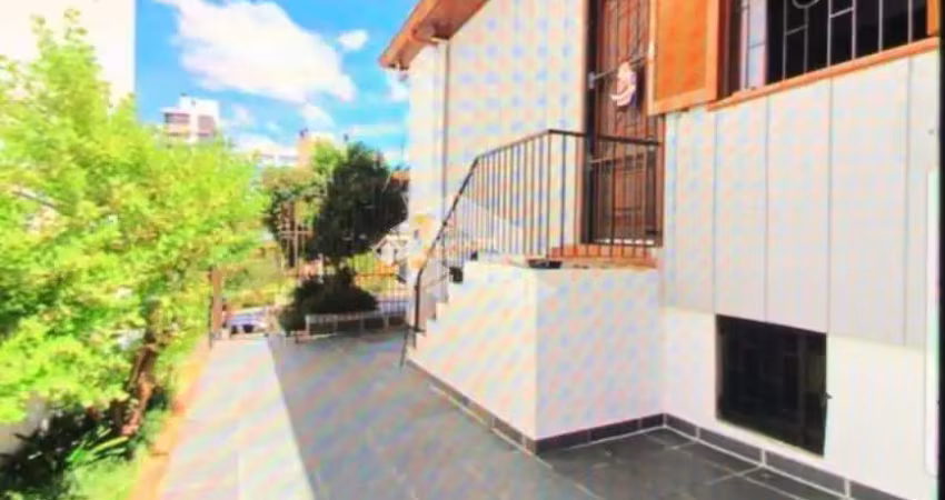 Casa 3 dormitórios,  247 m2 privativos, 2 vagas, bairro petrópolis, porto alegre - rs