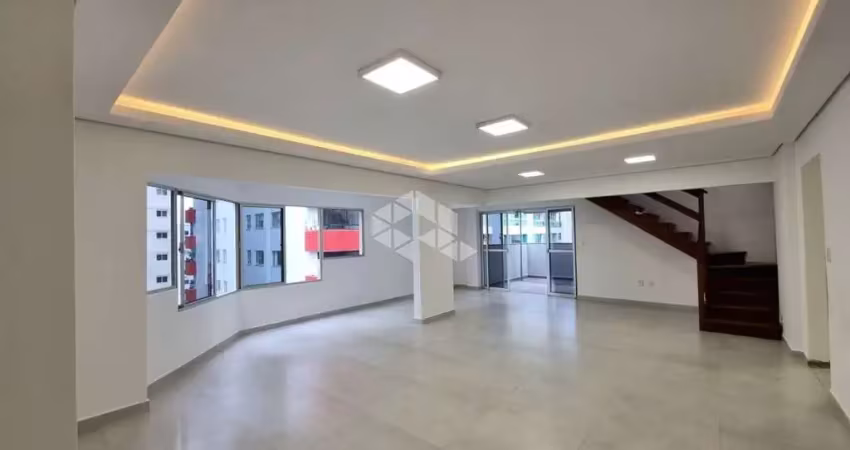 Apartamento duplex,4 dormitorios, sendo 2 suites, 267,87 m² privativo,bairro centro balneario camboriu