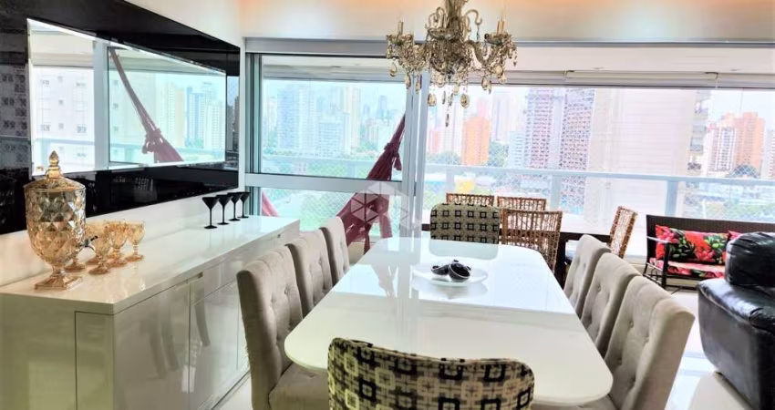 Apartamento reformado com terraço gourmet e 3 dormitórios