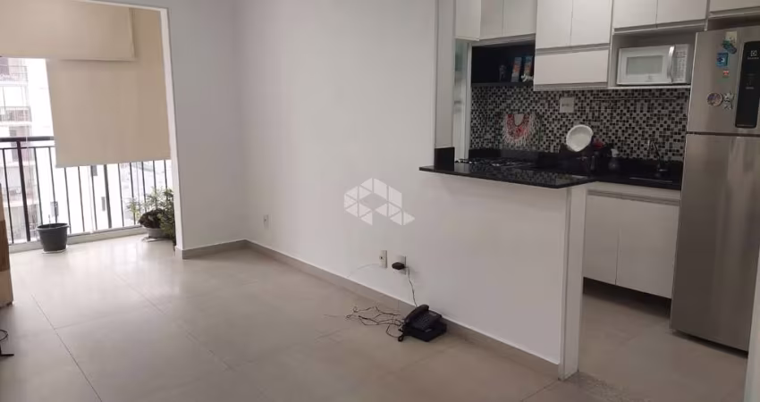 Apartamento 2 dormitórios, 1 vaga, Lapa