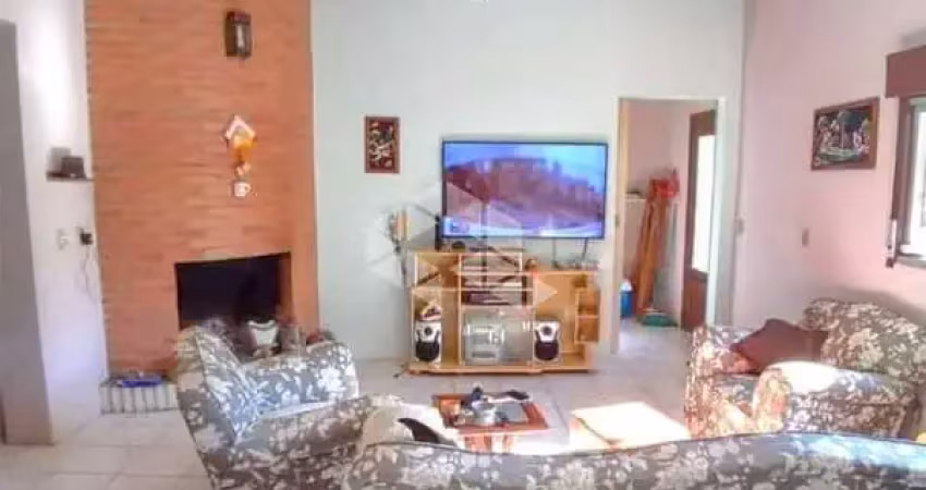 Casa com 03 dormitórios à venda no bairro nossa senhora do perpétuo socorro em santa maria, rs.