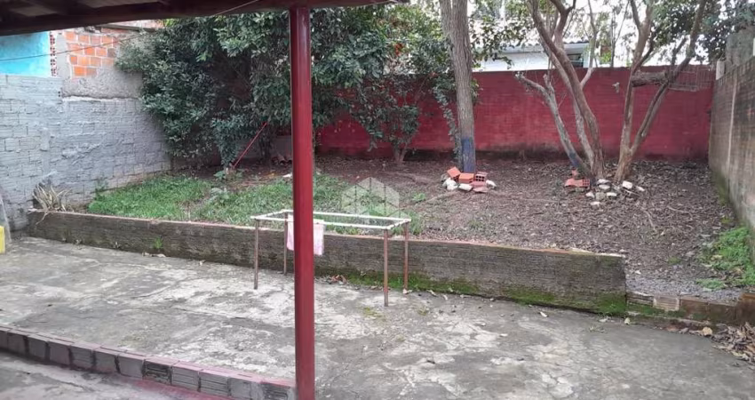 Casa com 2 quartos garagem coberta no Bairro Diácono João Luiz Pozzobon/ Camobi, Santa Maria