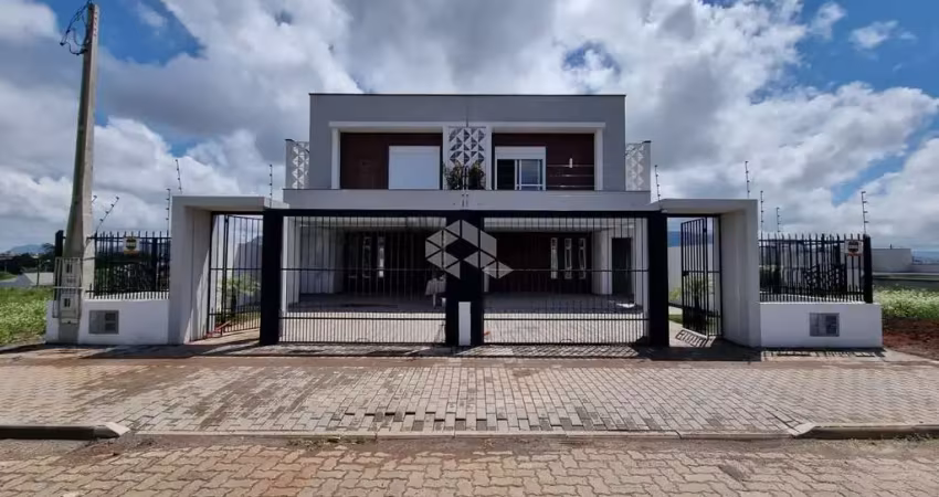 Casa nova á venda com 03 quartos e 01 suite pertinho  da UFSM em Camobi, Santa Maria