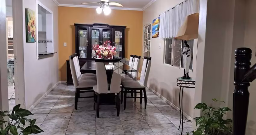 Linda casa à venda no bairro joão goulart, santa maria!