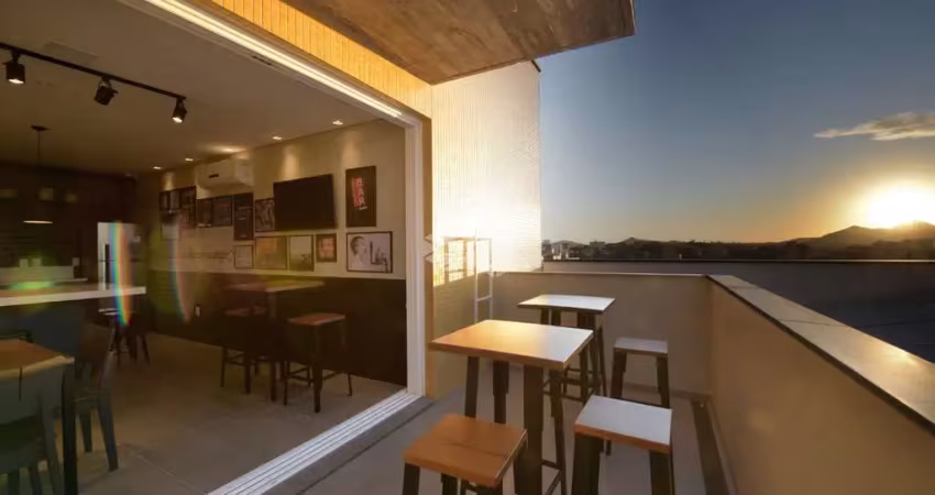 Apartamento semimobiliado com 01 dormitório no bairro camobi em santa maria