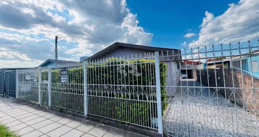 Casa com 03 quartos e edícula à venda no bairro urlândia em santa maria