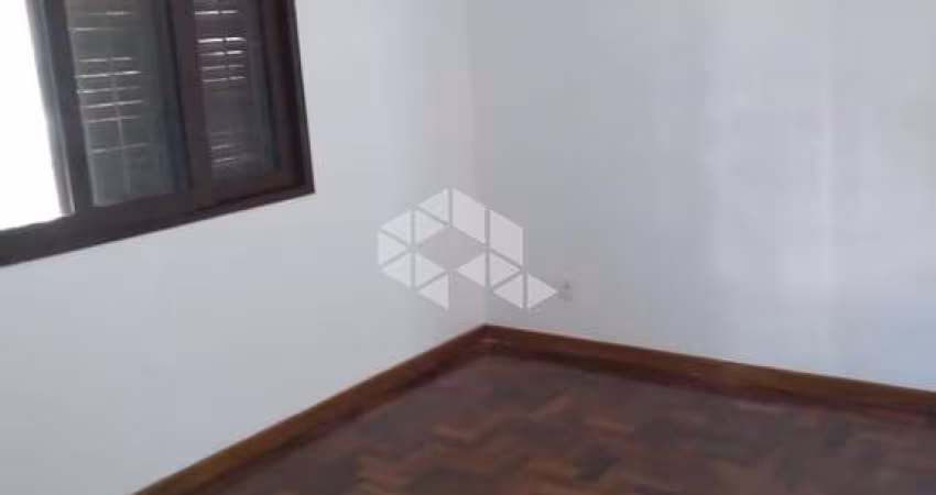 Apartamento Térreo com 3 quartos e vaga de garagem à venda em Camobi Santa Maria