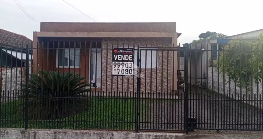 Casa a venda de 2 quartos no bairro Juscelino Kubitschek em Santa Maria - RS