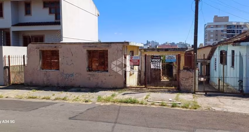 A venda terreno na Rua Matoso Camara