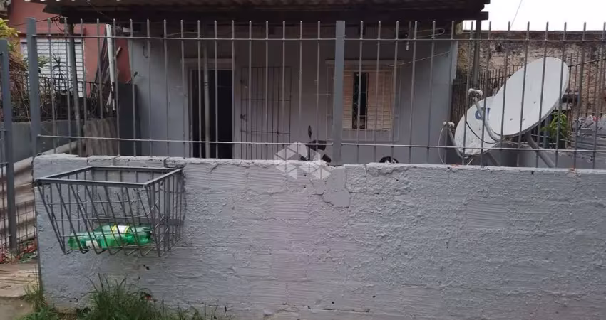 Casa com 2 quartos à venda na das Açucenas, 137, Patronato, Santa Maria