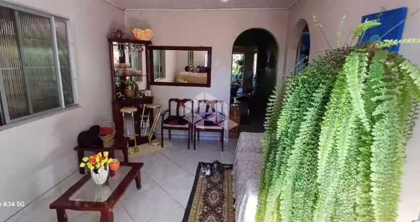 Casa à venda com dois dormitórios, dois banheiros, garagem no bairro lorenzi em santa maria