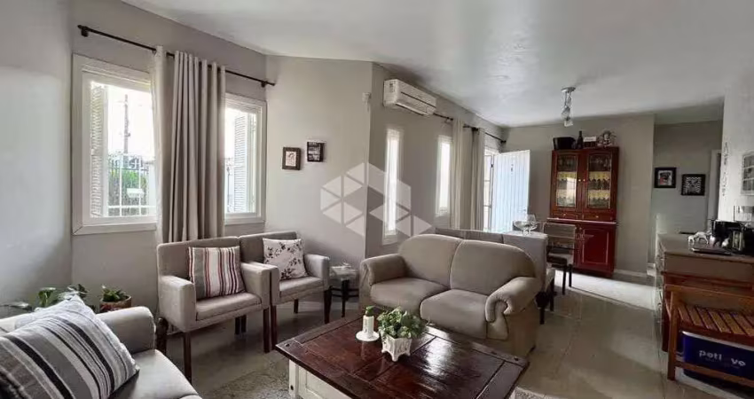 Casa com 03 quartos e 01 suíte à venda no bairro camobi em santa maria.